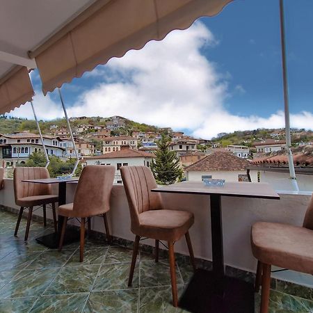 Villa Mishel Suites Berat Exterior photo