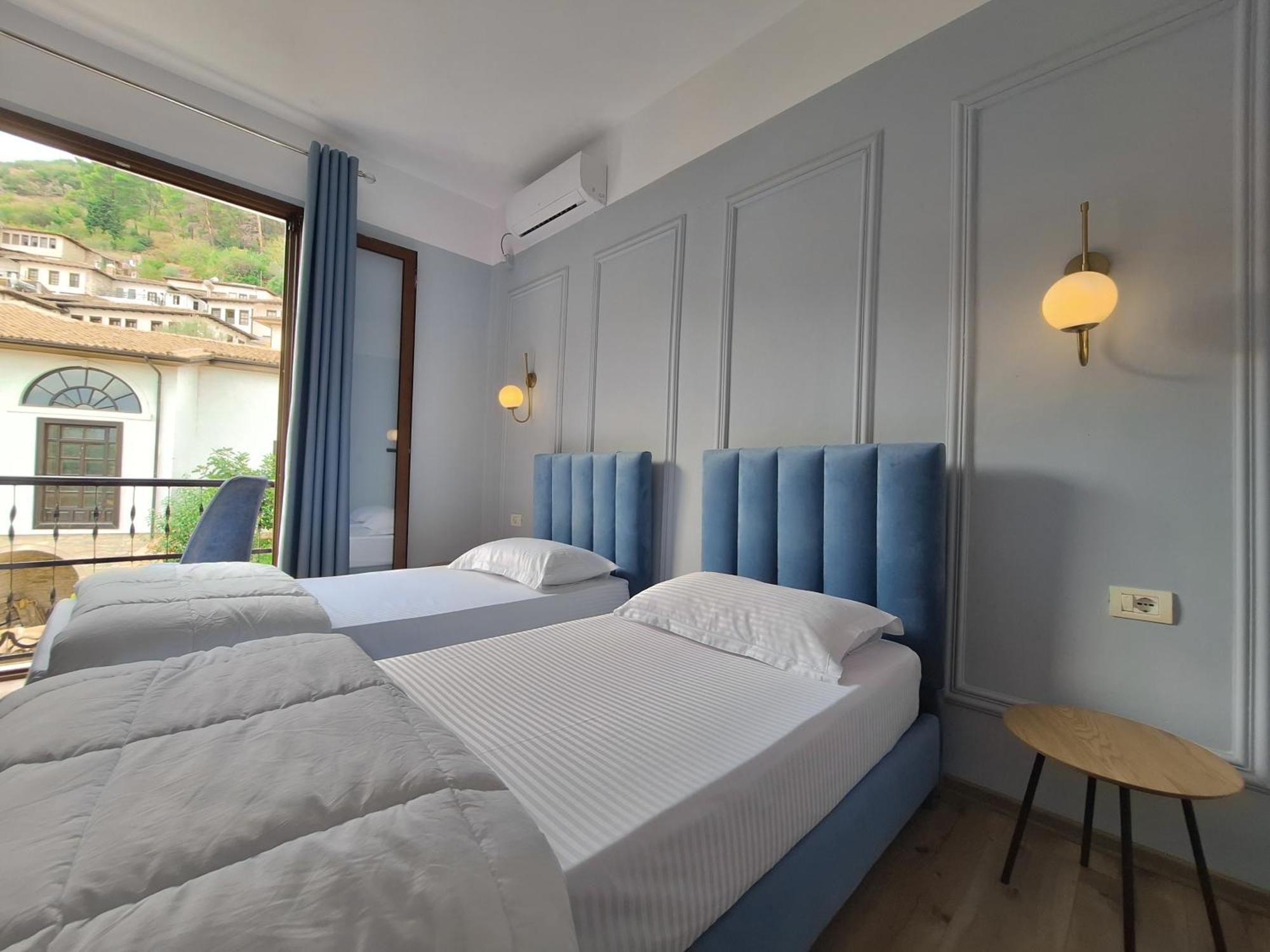 Villa Mishel Suites Berat Exterior photo
