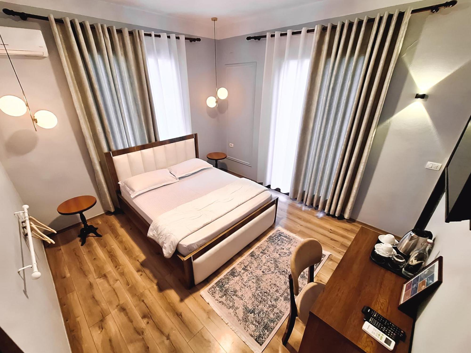 Villa Mishel Suites Berat Exterior photo