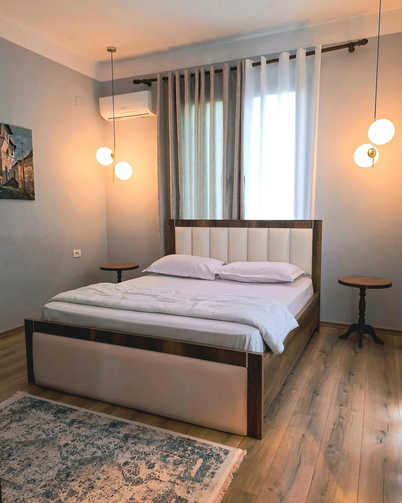 Villa Mishel Suites Berat Exterior photo