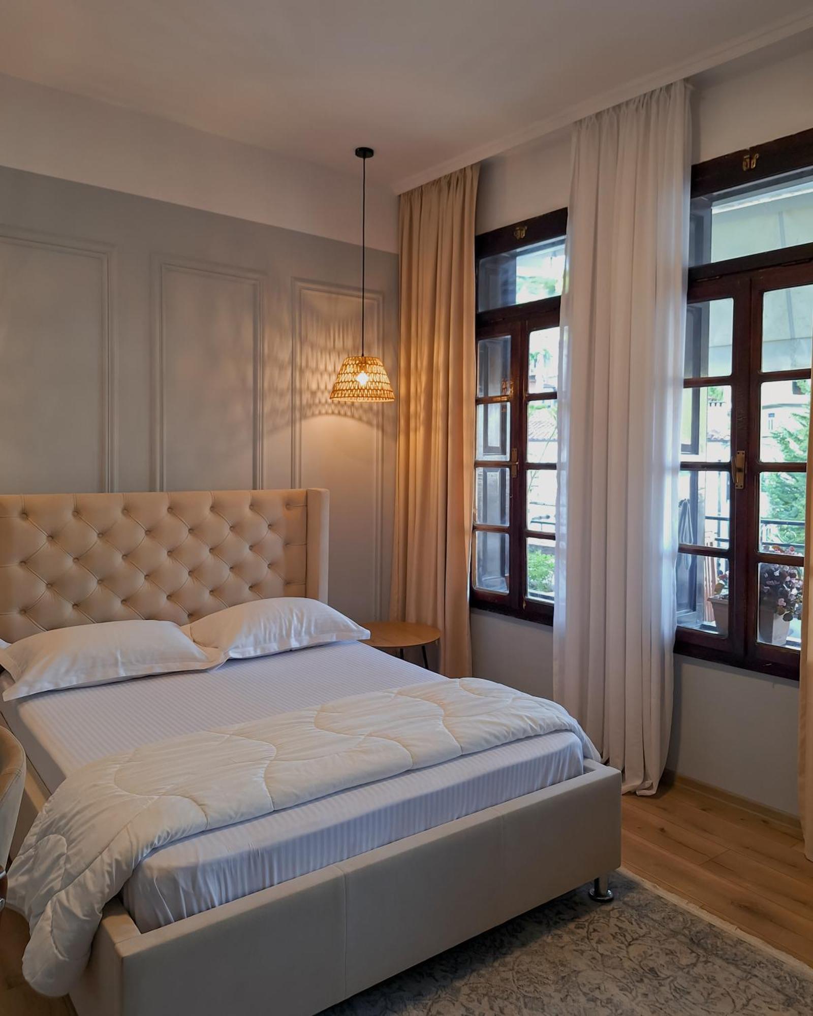 Villa Mishel Suites Berat Exterior photo