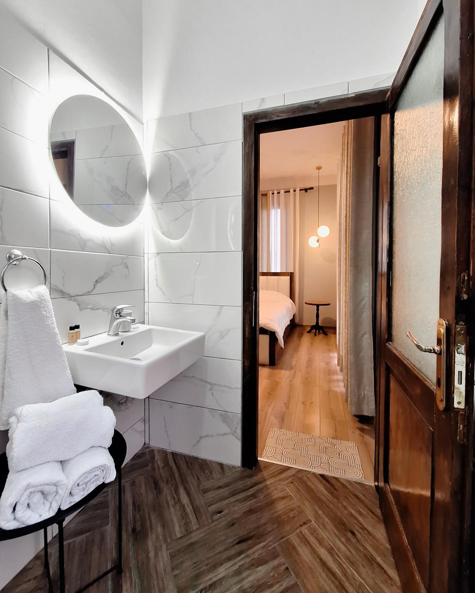 Villa Mishel Suites Berat Exterior photo