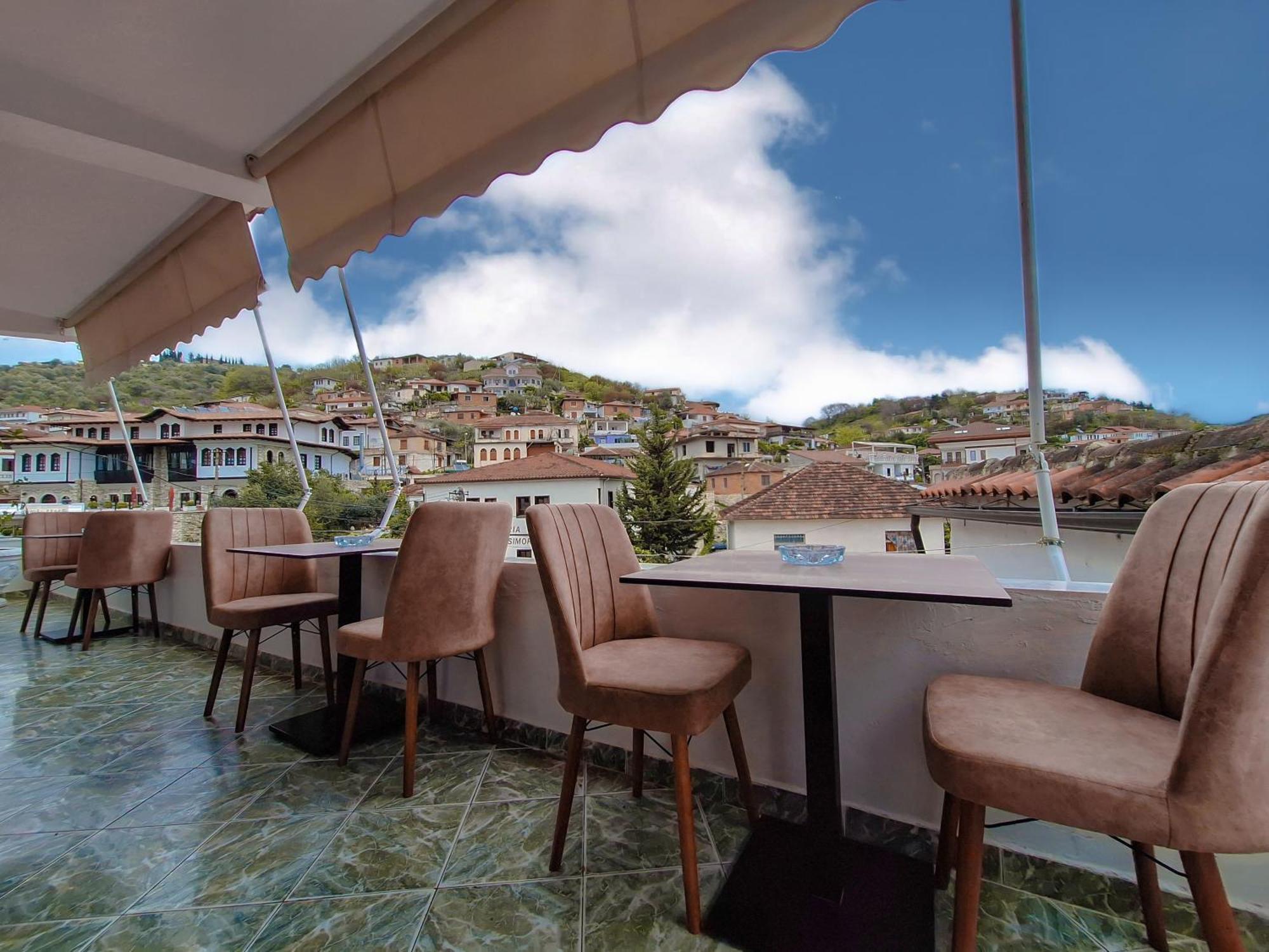 Villa Mishel Suites Berat Exterior photo
