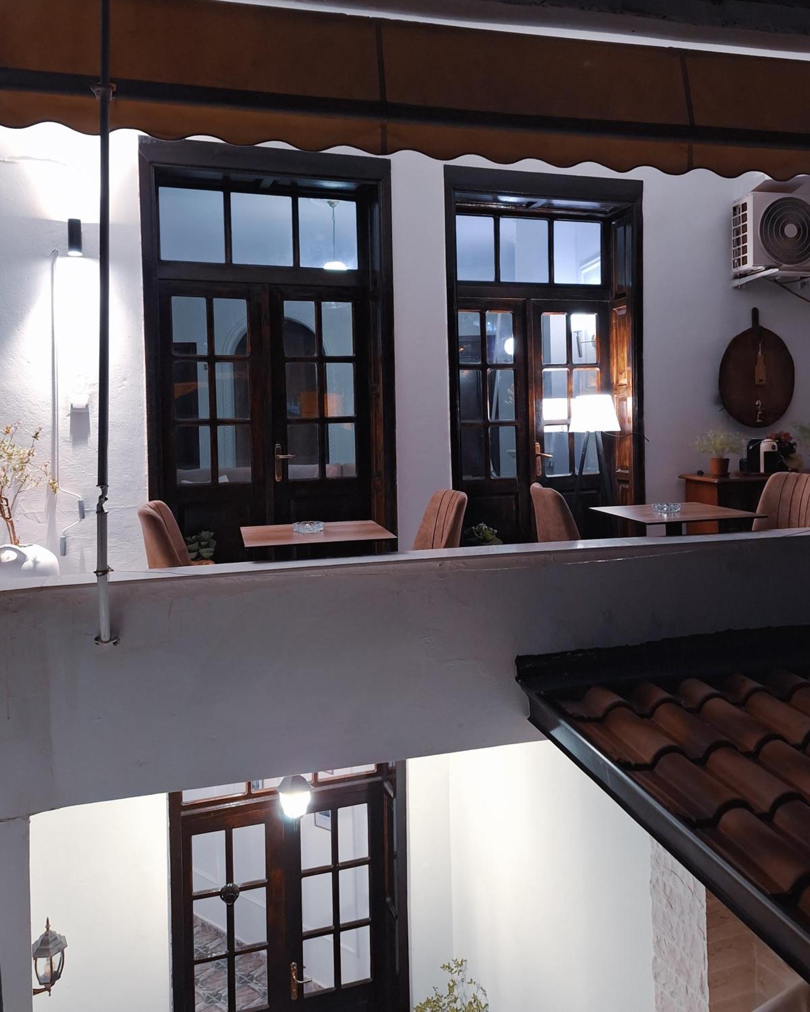 Villa Mishel Suites Berat Exterior photo